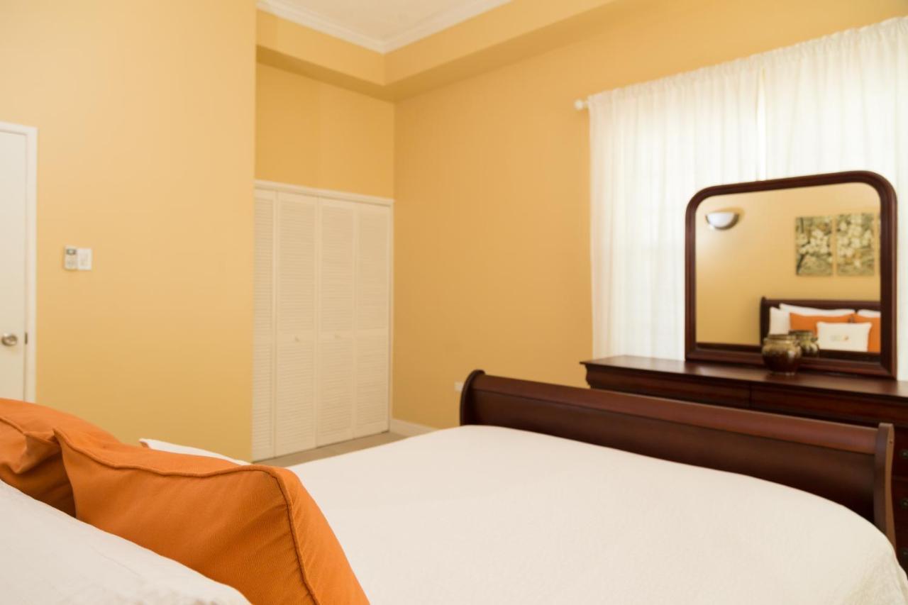 Choose To Be Happy At The Westbury - Two Bedroom Apartment Kingston Buitenkant foto
